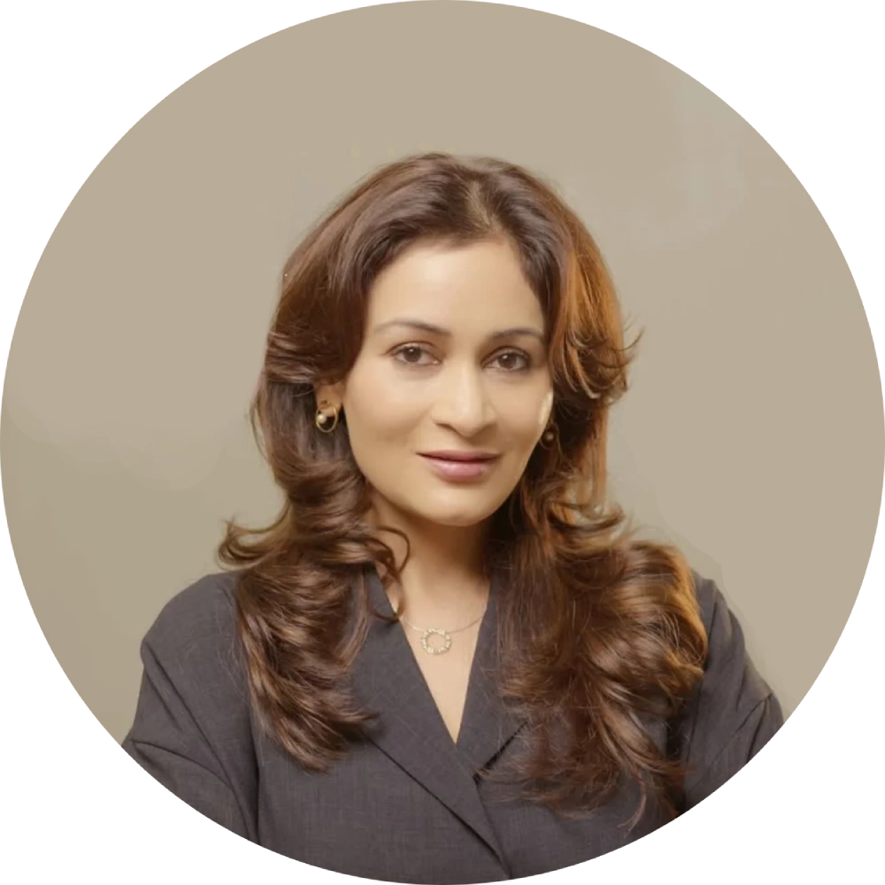 Dr Geetika