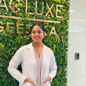 Dr Darshika J